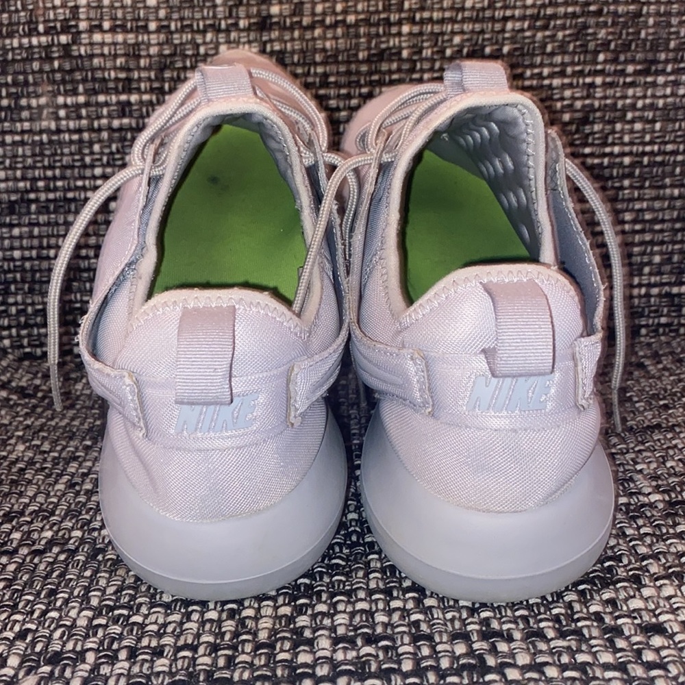 Nike Roshe Two EUC - Picture 3 of 7